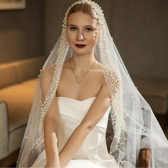 Wedding Veil With Pearls dreamy ✨✨? Elegant New main image 4